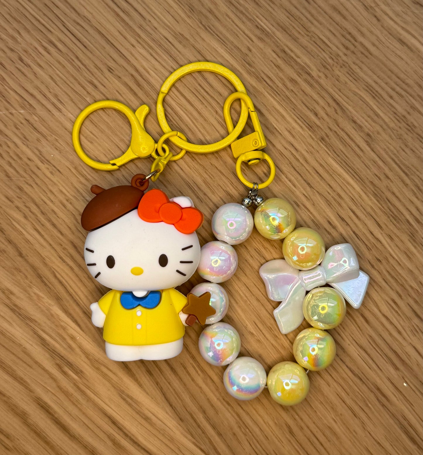 Hello Kitty Beaded Keychain – Cute & Stylish Accessory